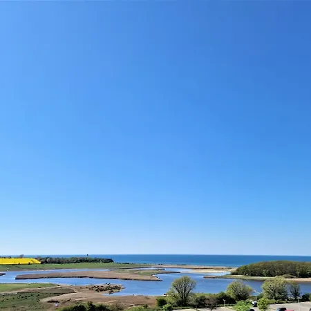 H08-009 Апартаменты Хайлигенхафен