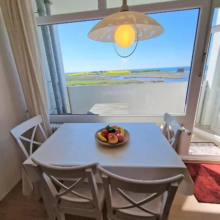 Апартаменты H08-009 *